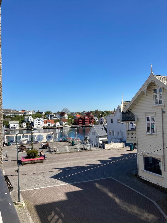 Parken Terrasse Apartment Hotel Kopervik Exterior photo